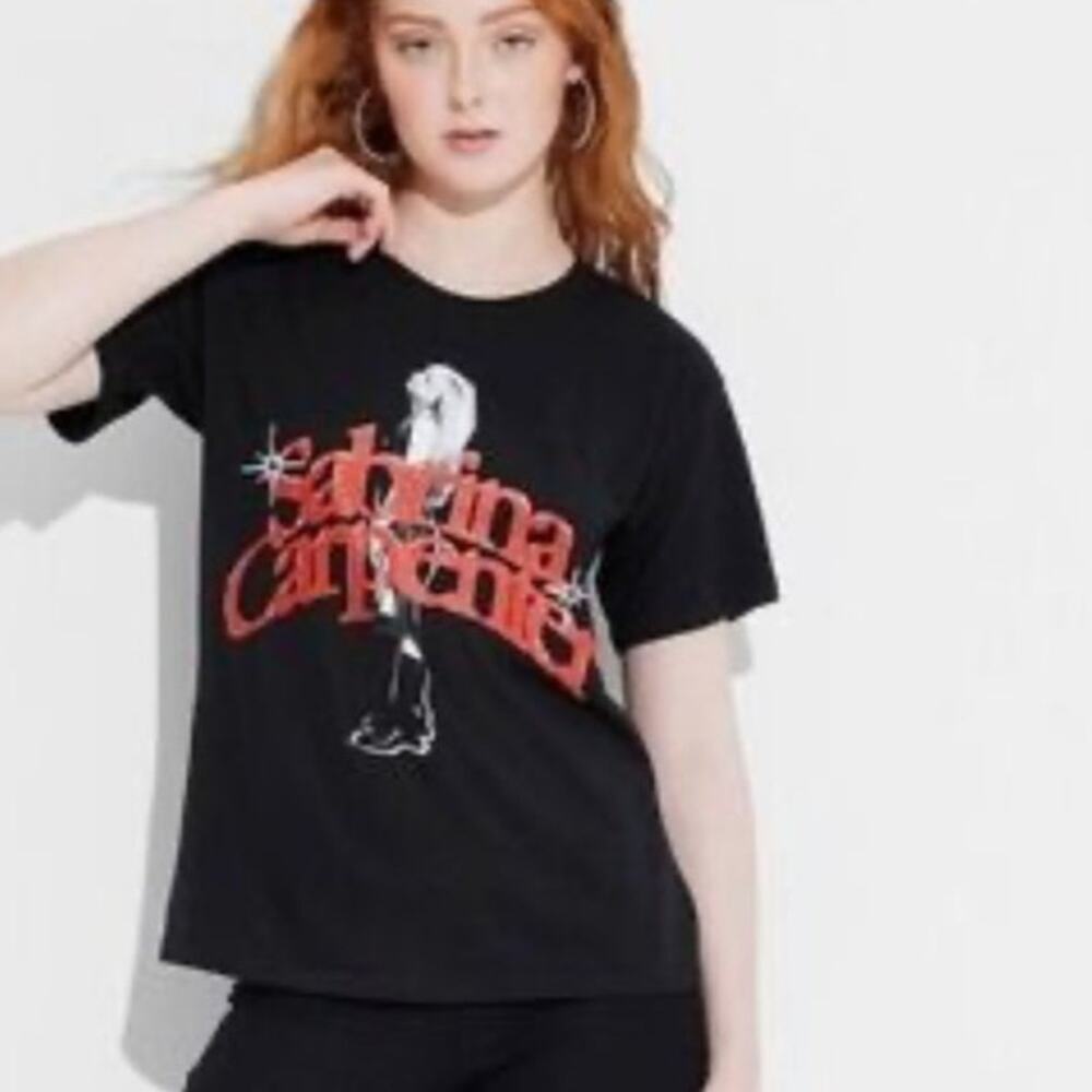 Sabrina Carpenter Black Graphic Tee size M